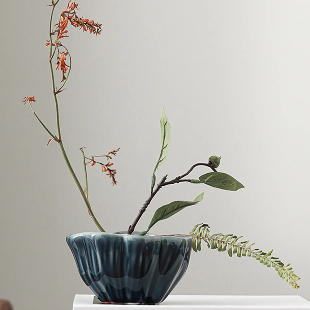 

Lotus Pod Ceramic Vase Small Flower Vase Wedding Table Centerpiece Dried Flower Pot Decorative Floral Arrangement