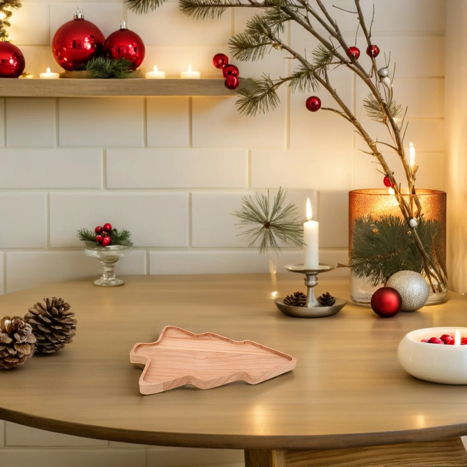 

Деревянная тарелка в форме рождественской елки, тарелка из бука, закуски, десерты, декор праздничного стола, блюдо в форме рождественской елки