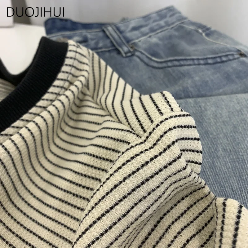 DUOJIHUI Classic o-collo Chic a righe Casual t-shirt donna autunno nuovo semplice manica lunga moda contrasto colore t-shirt femminili