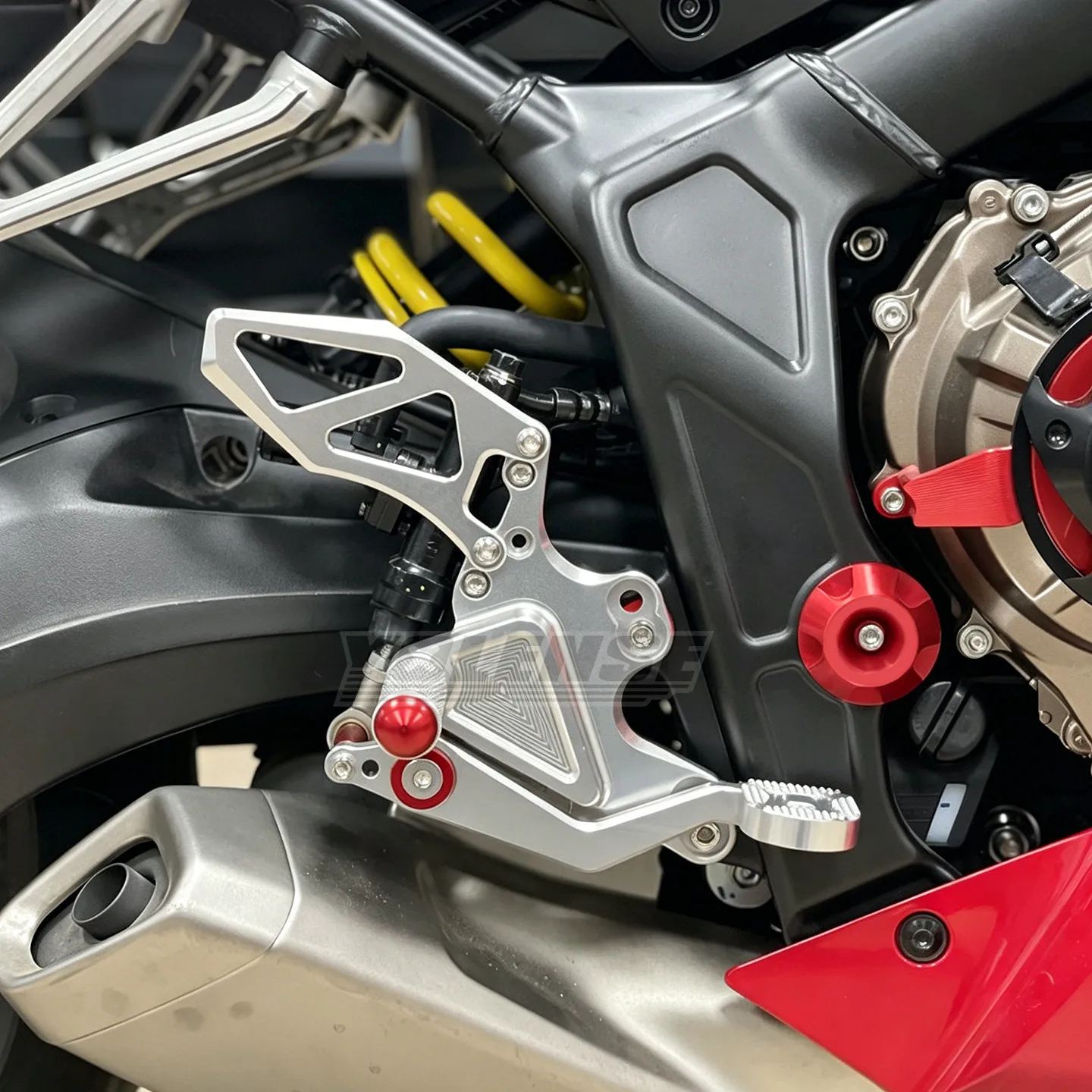 CNC Adjustable Rearsets Foot Pegs Foot Controls For HONDA CBR650R 2019‑2026