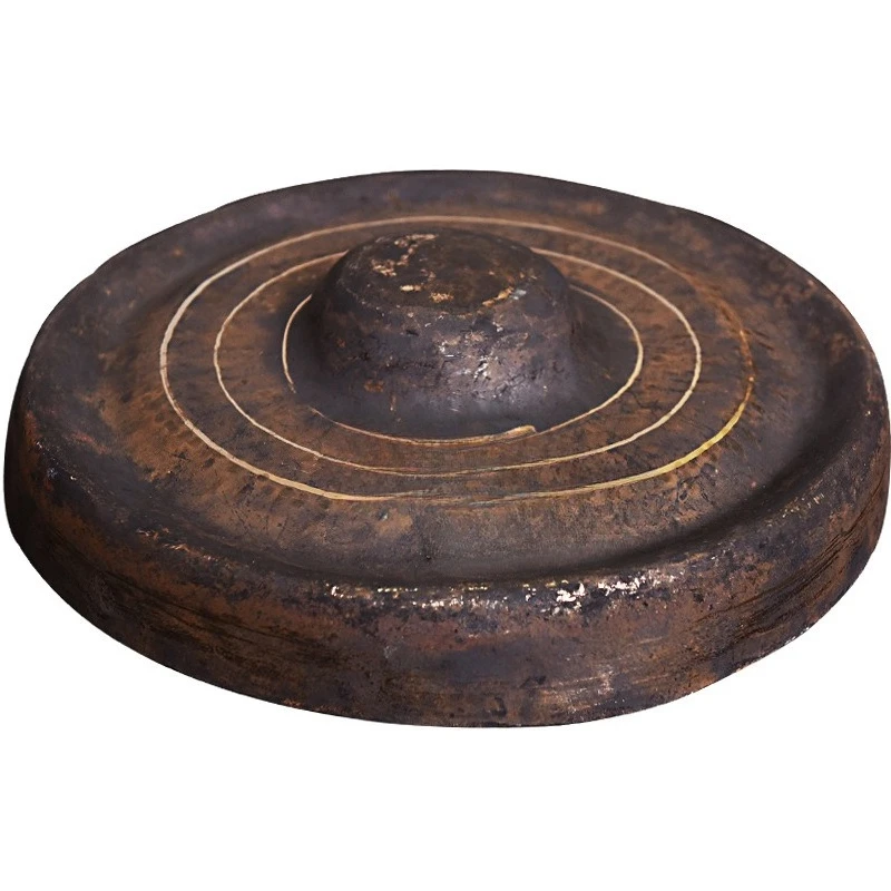 

Bronze gongs, including gongs and drums