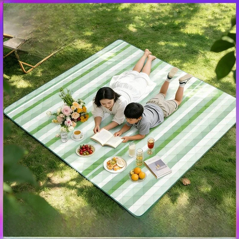 thickened-portable-camping-picnic-mat-beach-moisture-proof-mat-foldable-outdoor-music-festival-ground-pad-large-size-picnic-b