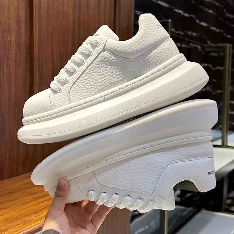 XIHAHA Ultra-Light Comfortable Running Shoes Soft Bottom Casual Sneaker for Outdoor Hiking Traveling Climbing Suitable for Youth