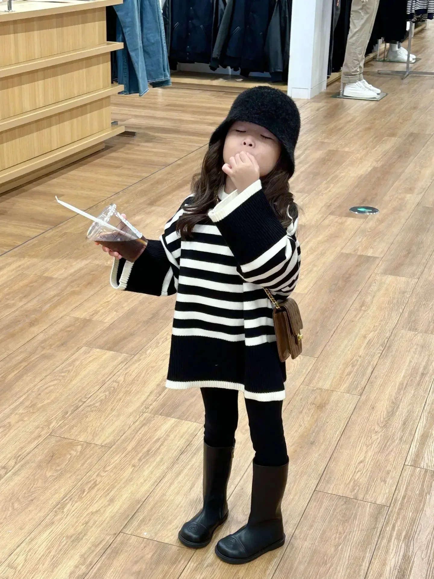 2023 Winter New Korean Style Children's Clothing Girls' Thickened Striped Wide Sweater Baby round Neck Pullover Sweater