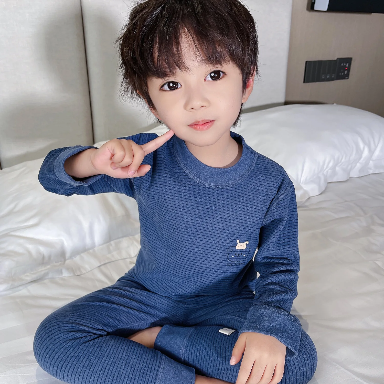 2024 Children Home Leisure Clothing Comfortable and Soft Pajamas Set Kid Boys Girls Thickening Flannel Warm Pajamas Set