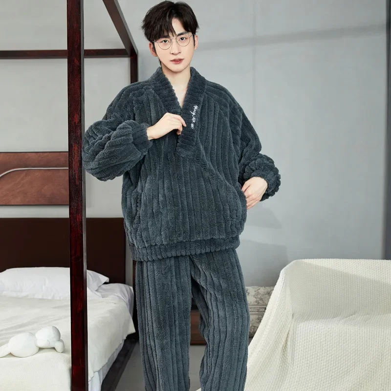 Pyjamas Men Autumn and Winter Thick and Fleece Large Size Long Sleeve Youth Winter Flannel Home Suit Can Be Worn Simply Warm