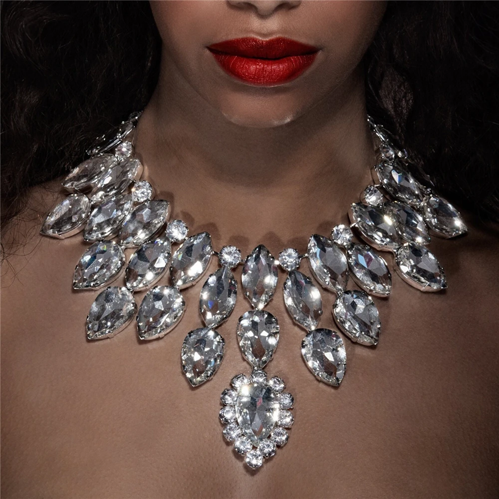 Schillernde Glass trass Anhänger Halskette für Frauen großen Schmuck Strass Kristall Hochzeit Bühnen zubehör – Detail 1