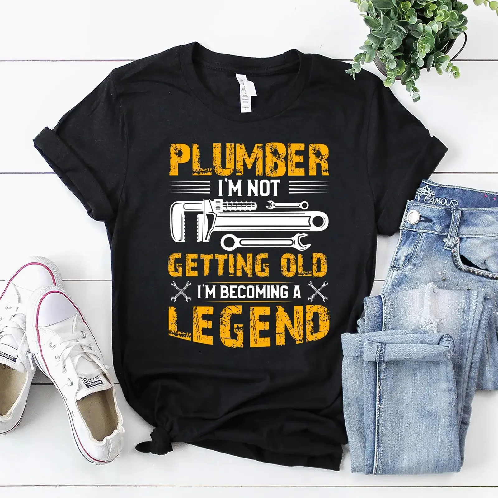 Plumber T Shirt I'm not Getting Old becoming a Legend vintage Washed fashion graphic streetwear Versatile Unisex Comfortable