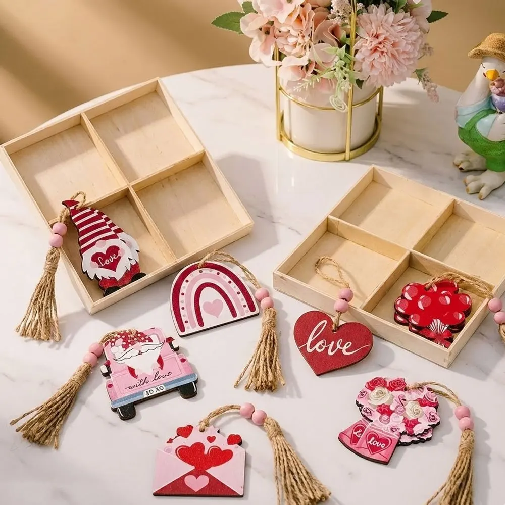 

4 коробки розовых деревянных подвесных украшений в форме сердца на День святого Валентина — идеально подходят для домашней атмосферы