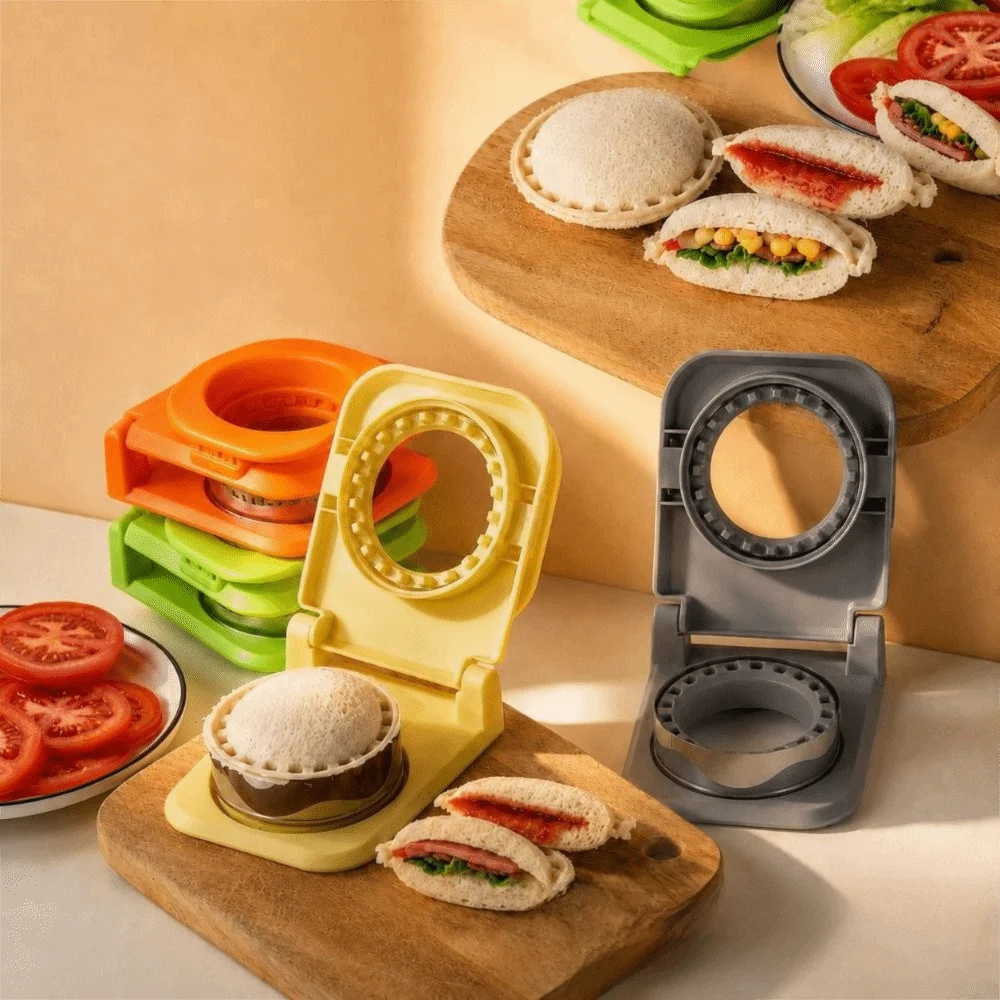 Stainless Steel Sandwich Cutter Round Shape Flip Design Sandwich Sealer Non-Stick Leak-Proof Pocket Bread Mold Toast Bread Decor