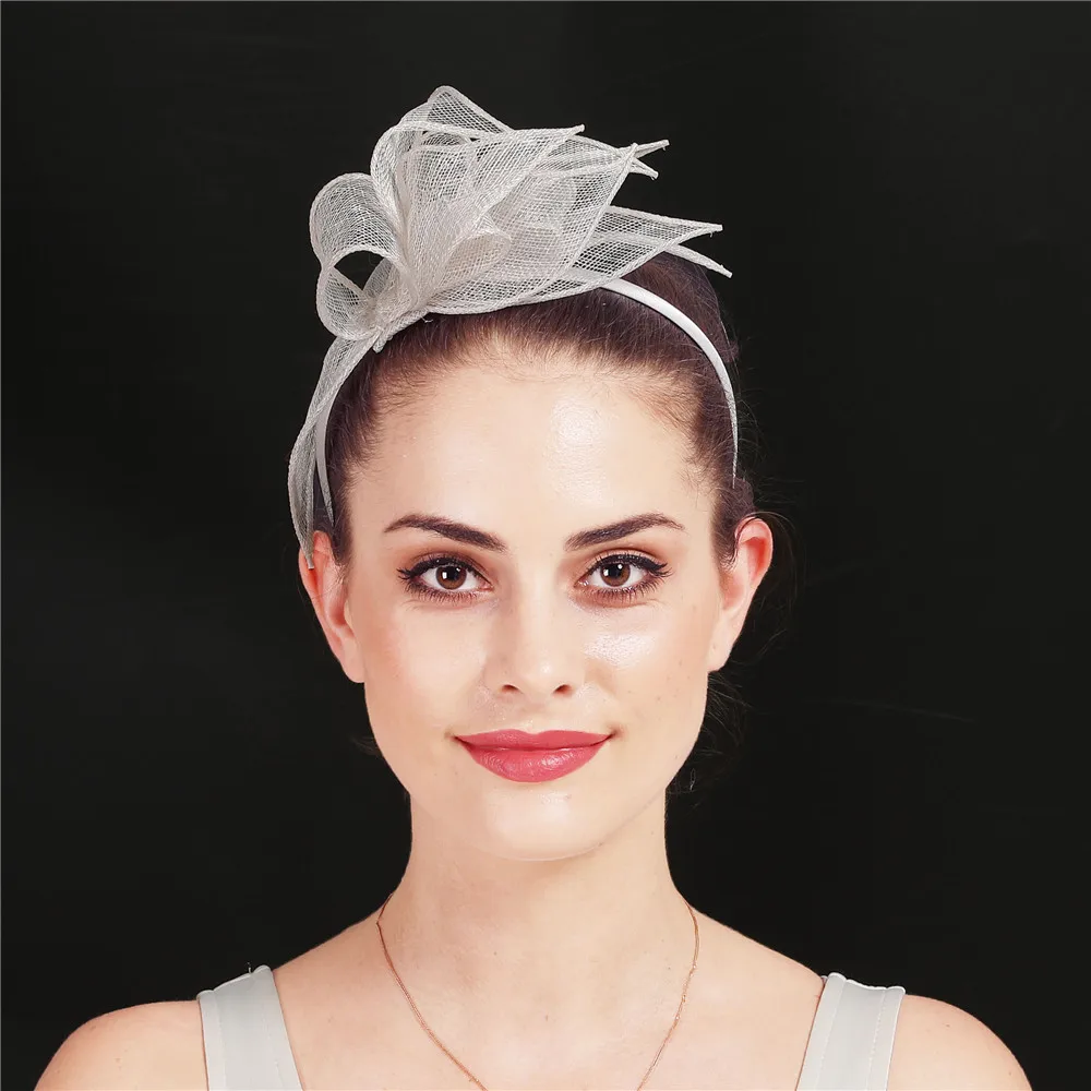 Weiße Braut-Kopfbedeckung, modische Hochzeit, Haarbänder, Damen-Fascinator, Haarschmuck, Cocktail-Hochzeit, Kopfschmuck, ausgefallener Hut – Detail 6