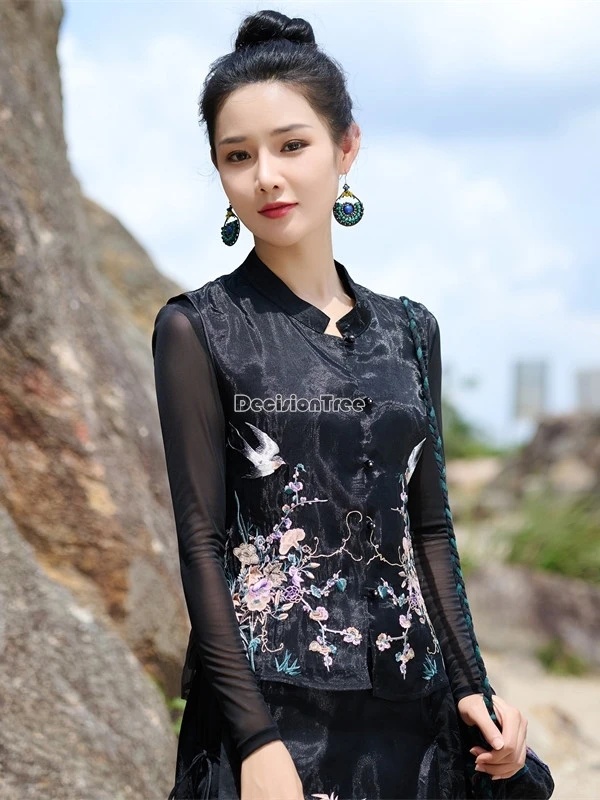 2026  new chinese national style embroidery stand collar sleeveless patchwork design vest cheongsam button tang suit vest top