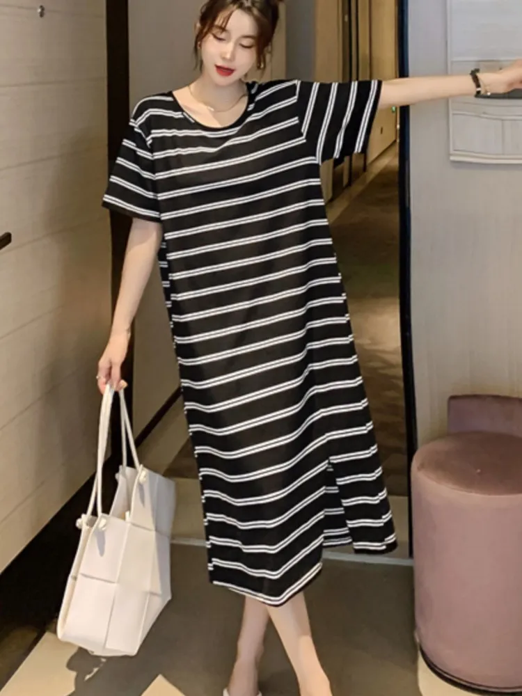 ขนาดบวกลายแขนสั้นเสื้อยืดชุดฤดูร้อนใหม่ O-คอแยกกุ๊นหลวมชุดลําลองแฟชั่นผู้หญิงเกาหลีเสื้อผ้า