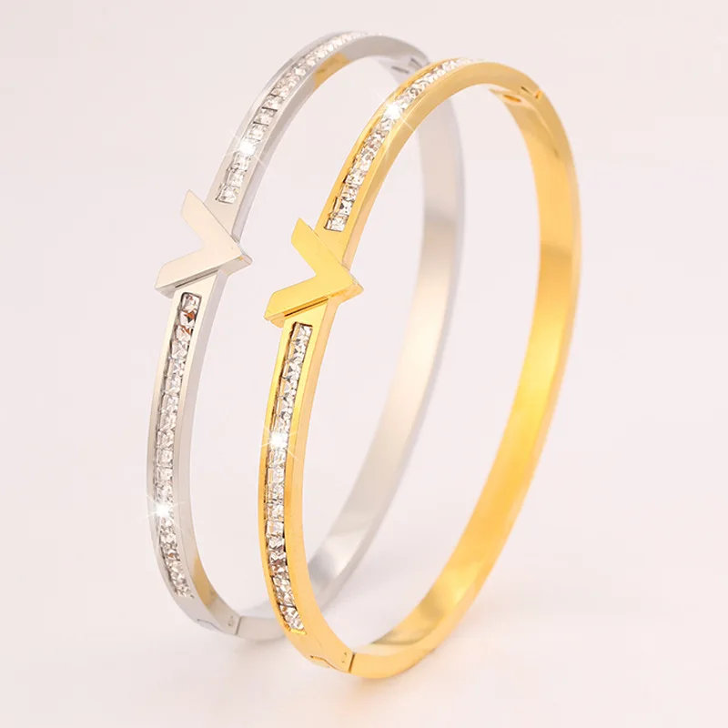 

Classic Stainless Steel Metal Letter V Bangles&bracelets for Women Fashion Brand Jewelry Delicate Full Crystal Bangles
