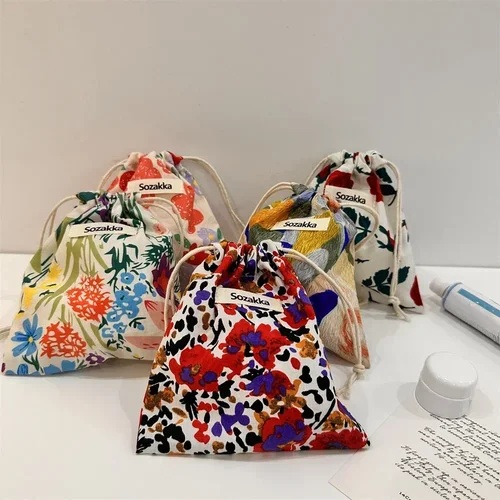 Imagen 2 del producto Bolsas pequeñas florales de tela de algodón con cordón, lápiz labial, artículos de tocador, organizador de maquillaje, bolsas de bolsillo para monedas, llaves, bolsa de almacenamiento para auriculares