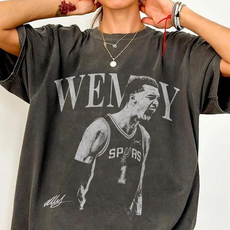 Camiseta con estampado de estrella del baloncesto Victor Wembanyama, camiseta de baloncesto de San Antonio, regalo de baloncesto Wemby, ropa de calle para hombres y mujeres