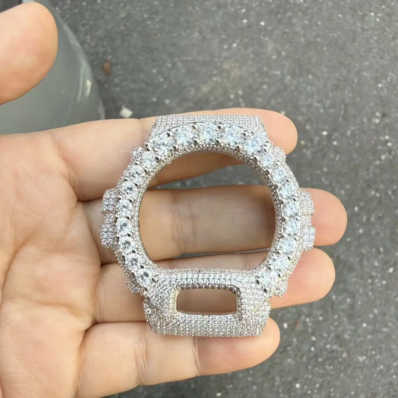 the-bling-king-アイスアウトウォッチベゼル（dw-6900用）、フルczパヴェ加工真鍮＆モアサナイト-ヒップホップブリンブリンウォッチ改造パーツ