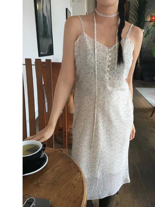 

Summer New Floral Print Slimming Dress Fashionable Layering Design Sensation Strap V-neck City Commute Casual Skirt