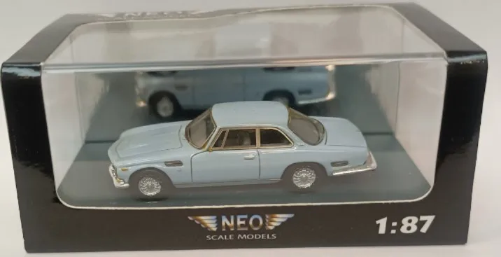 neo-1-87-イタリア-エッソ-クーペ-モデル-iso-リヴォルタ-gt-クーペ-1961-ブルー