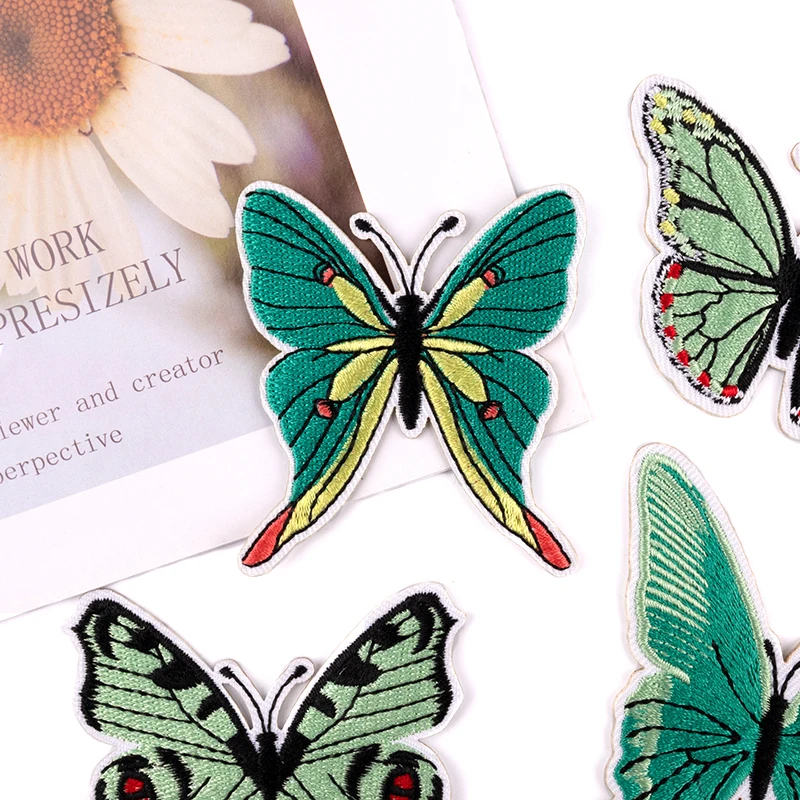 Green Butterfly Embroidery Patches For Clothes Iron on Appliques Badges Women\'s Clothing Headwear Hair Clips Decor Accessories