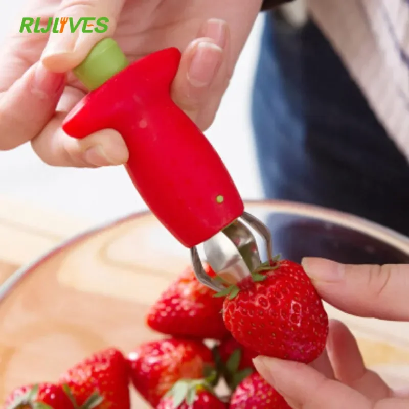 1Pc Strawberry Huller Stem Remover, Stainless Steel One-Press Fruit Stalk Corer, Tomato Leaf Remover Hulling Tool, Portable Fruit Prep Gadget for Home Kitchen Strawberry Cherry Tomato