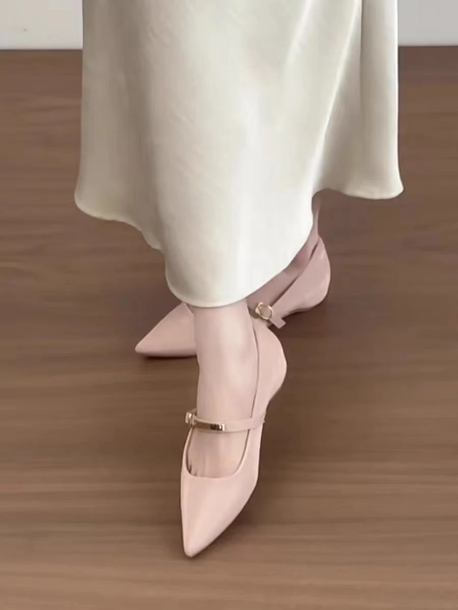 

Женские туфли Мэри Джейн с одним ремешком, из мягкой кожи, с заостренным носком, со скрытым каблуком, с неглубоким вырезом, во французском стиле