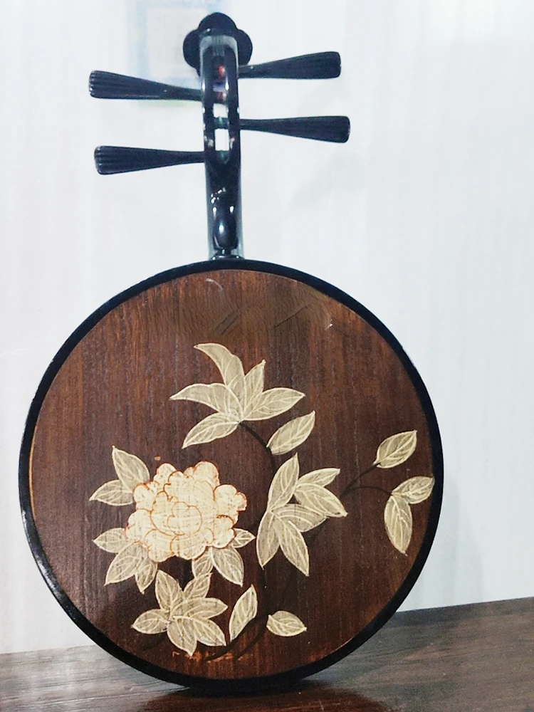 Musical instrument: moon qin painted decorative props mahogany real plucked ornaments