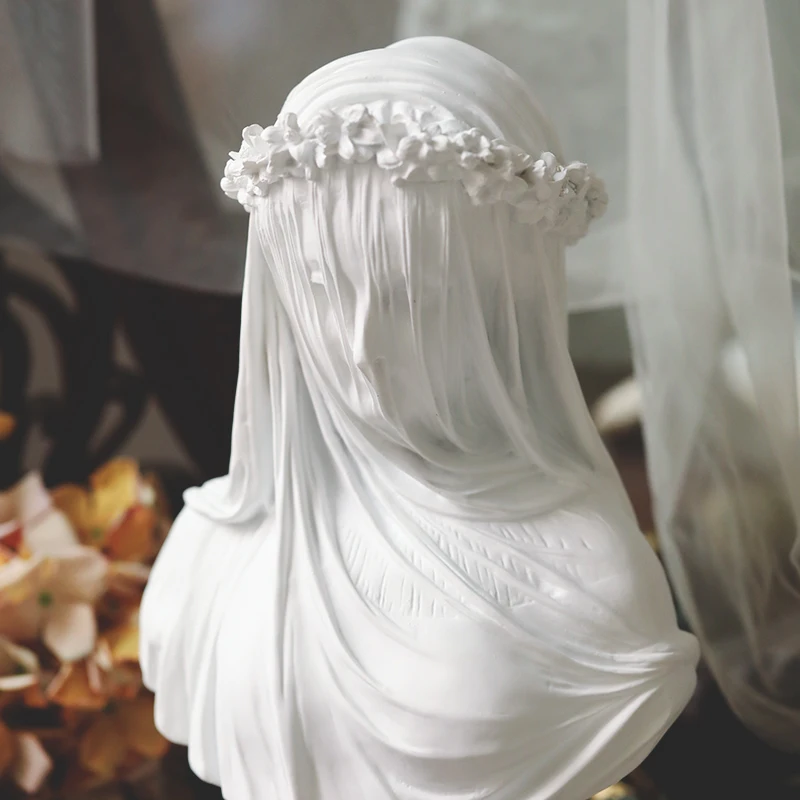 

Artwork Veiled Lady Character Resin Sculpture Cape Woman Figures Portrait Statue Ornaments Living Room Decoration Furnishings