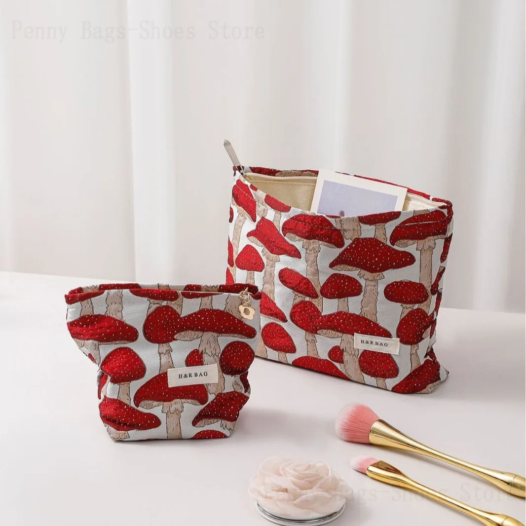 2025 New Retro Literary Mushroom Jacquard Fabric Cosmetic Bag Women’S Storage Zipper Square Bag Toiletries Bag