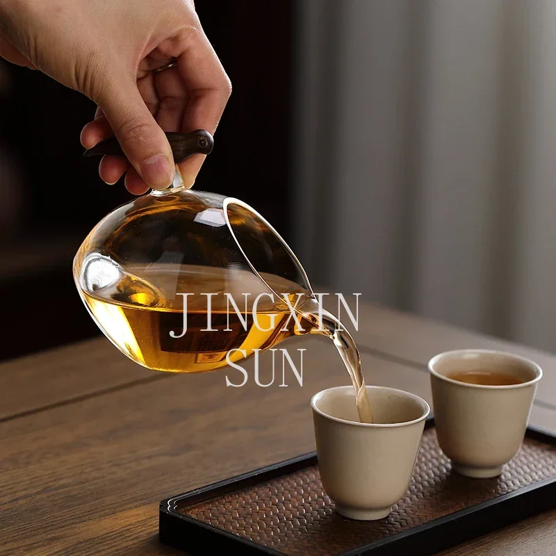 Glass fair cup thickened and heat-resistant tea dispenser, high-end tea sea integrated tea making set, and container