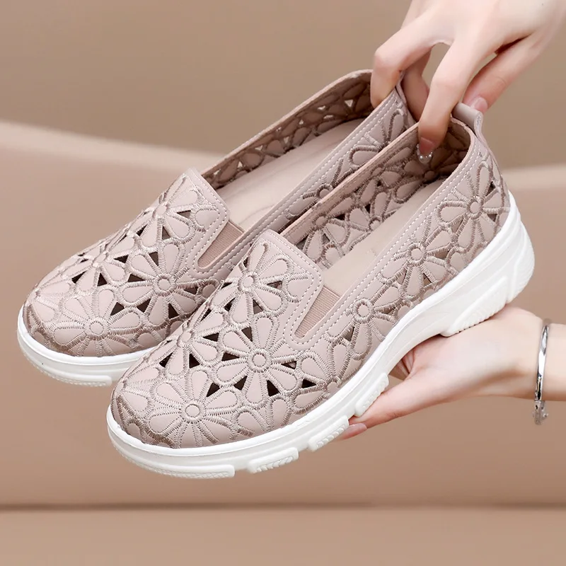 

Fashion Beige Wide Flats Women's Shoes Summer Casual Soft Slip-On Loafers Mom Concise Footwear 2026 New Model