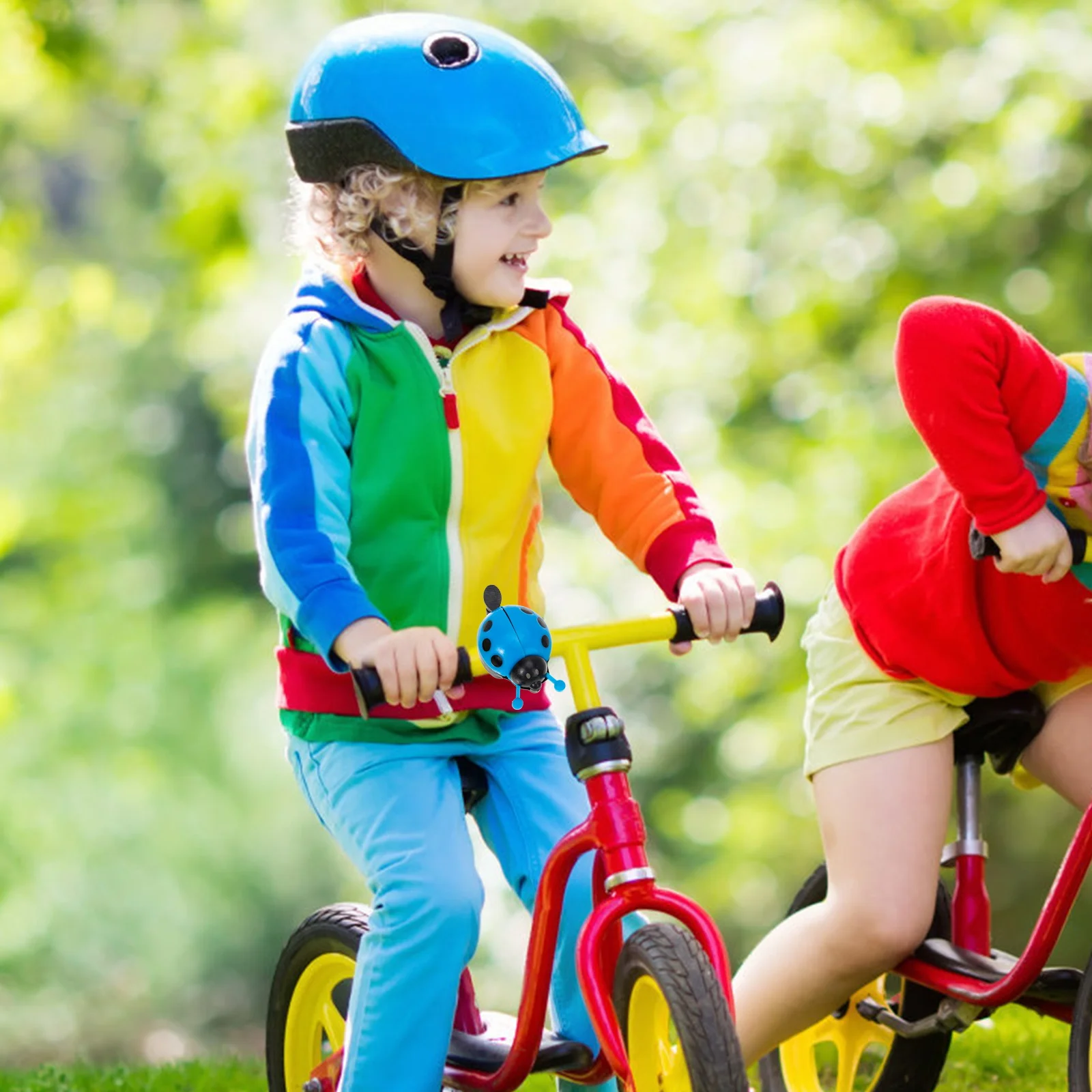 

4pcs Lovely Kids Bike Bells Durable Plastic Metal Scooter Bell For Children Loud Ringtone Safe Riding Mountain Bike Accessories