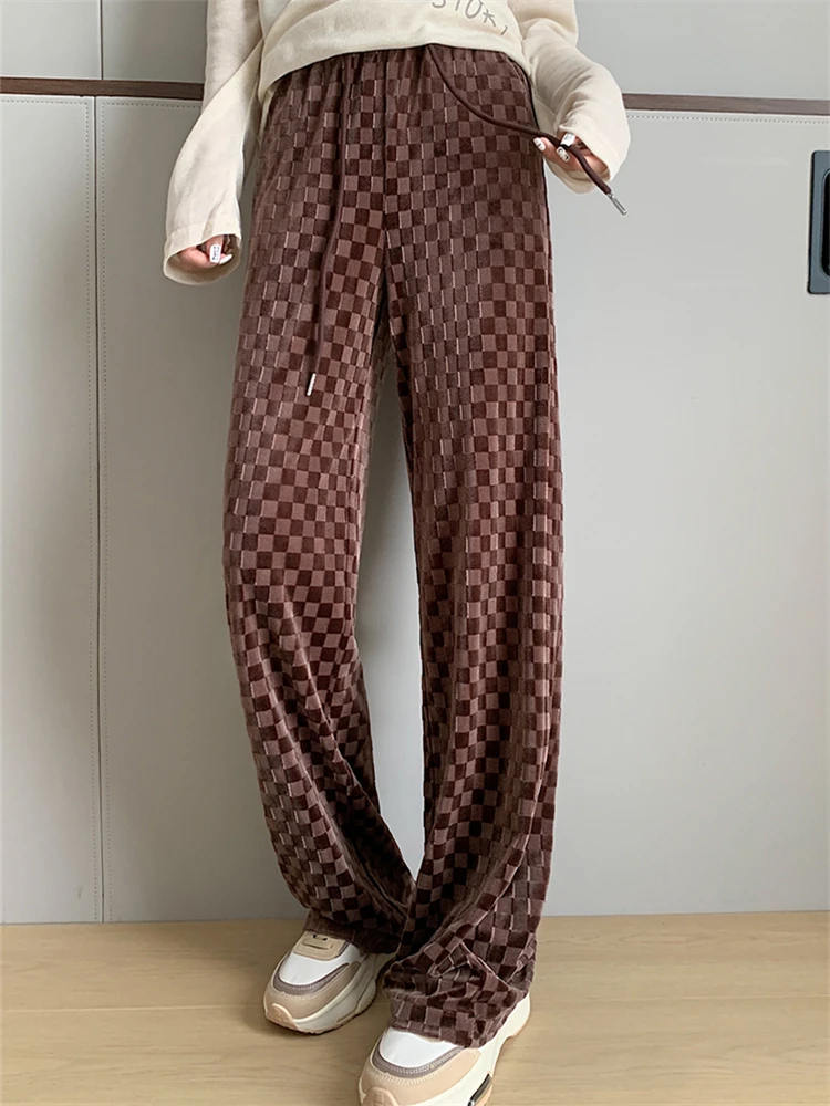 REALEFT Vintage Velvet Checkerboard Women's Wide Legged Pants 2022 New High Waist Casual Loose Trousers Female Autumn Winter