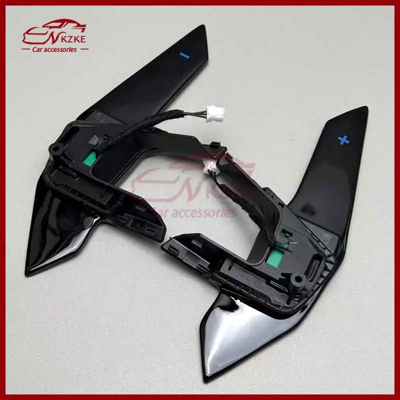Suitable for Volkswagen Golf 7/7.5 GTI/R sport steering wheel, black piano paint shift paddles, high-end customized accessories
