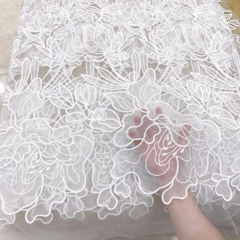 

Высококачественная кружевная и сетчатая ткань с лазерной вырезкой цветов из органзы для свадебных и вечерних платьев, элегантная свадебная кружевная ткань