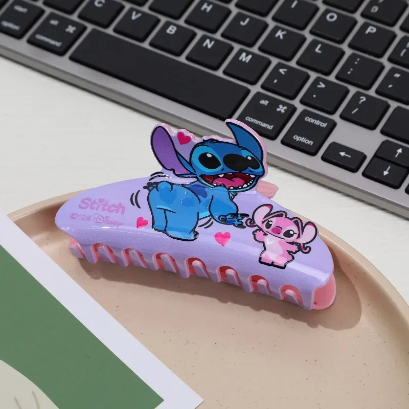 Kawaii Disney Cartoon Stitch akrylowy klips z pazurem śliczna szpilka dziewczyna na imprezę Cosplay akcesoria kostiumowe wszechstronna karta do włosów nakrycia głowy