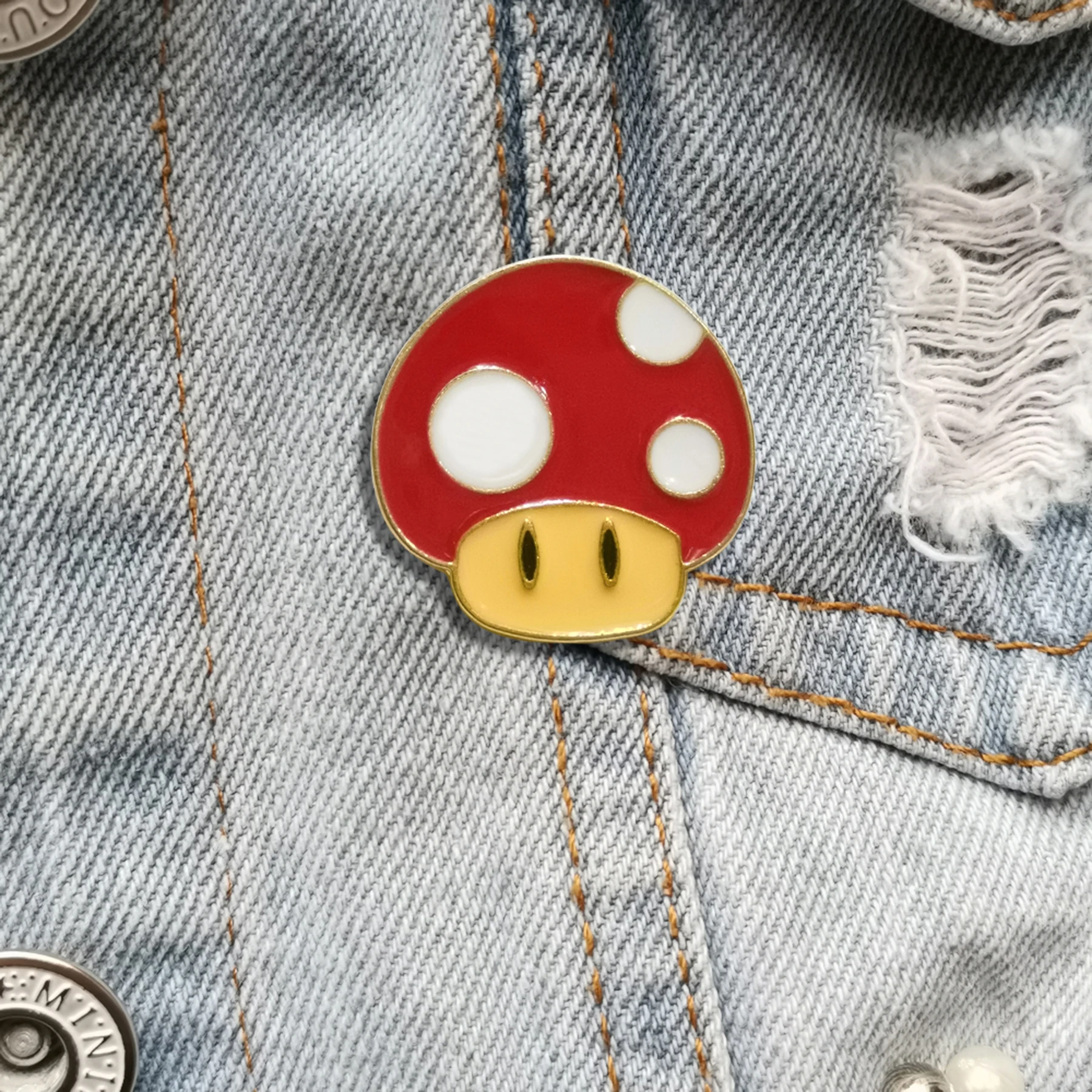 10Pcs/Lot Cartoon Enamel Pins For Backpacks Beautiful Women's Brooches Red Mushroom Badges Vintage Jewelry Gift
