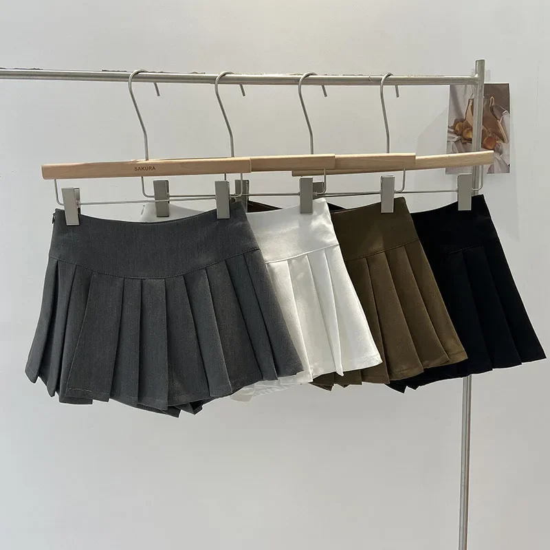 Pleated Mini Skirt Women Y2K E-girl Dark Academia Aesthetic Streetwear High Waist Knife-Pleat with Built-in Shorts A Line Skort