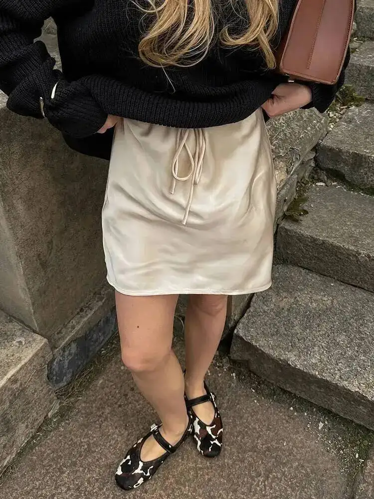 

Satin Mini Skirts Women Summer Beige Silk Short Skirt For Woman Drawstring High Waist Black Satin Skirt A Line Women Short 1OT3
