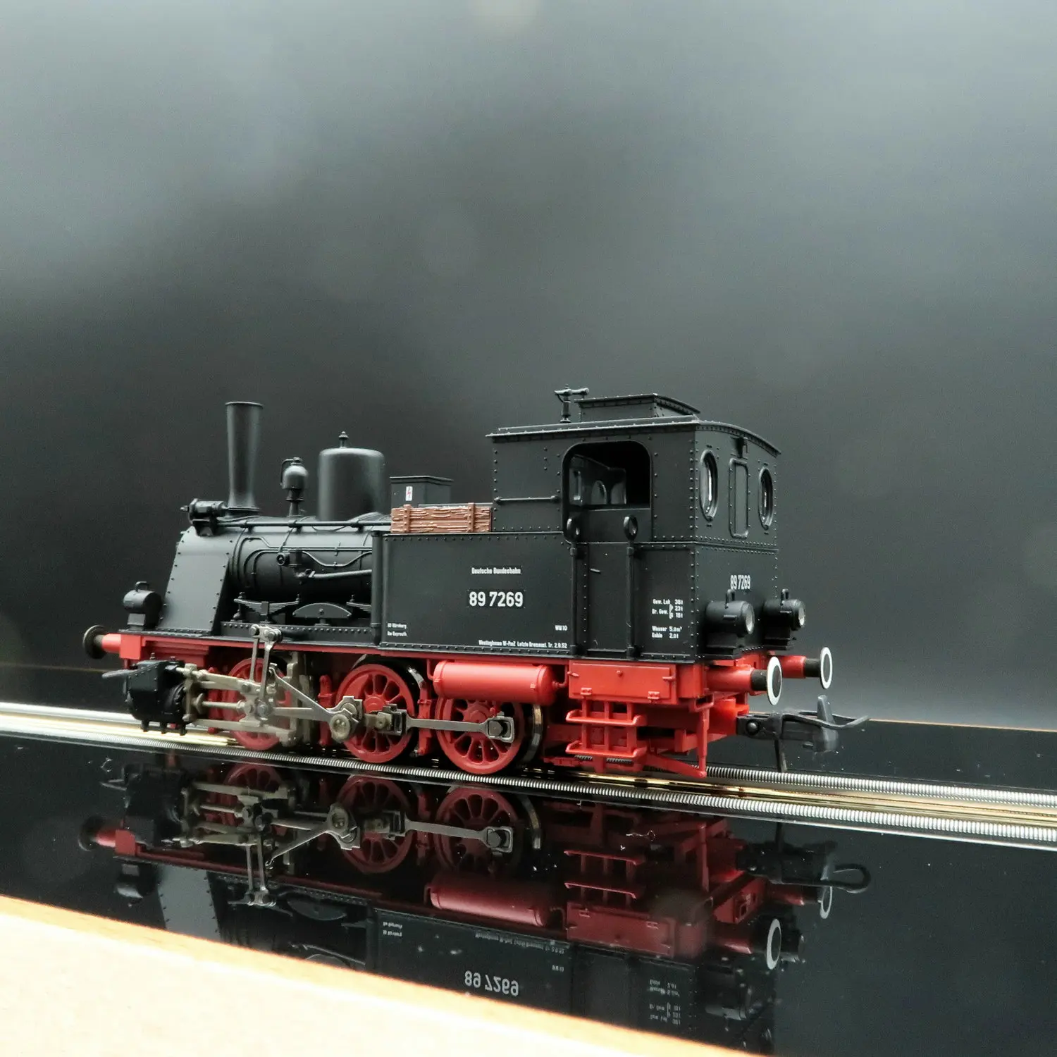 ROCO HO Scale 1/87 Toy Train BR89 T3 Steam Locomotive 7100014