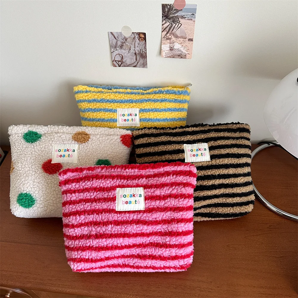 

Ladies' Cosmetic Bags Korean Plush Polka Dot Striped Sweet Kawaii Makeup Bag Large Capacity Travel Multifunctional Storage Bags