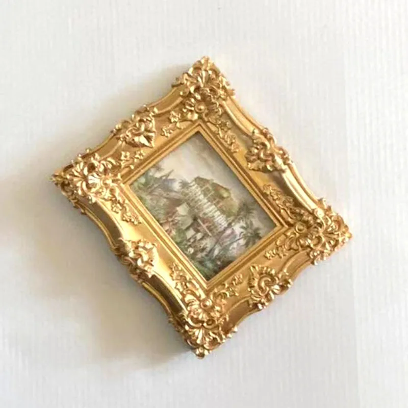 European Style Resin Relief Photo Frame Gold Color Picture Frame Desktop Ornaments Bedroom Home Decor