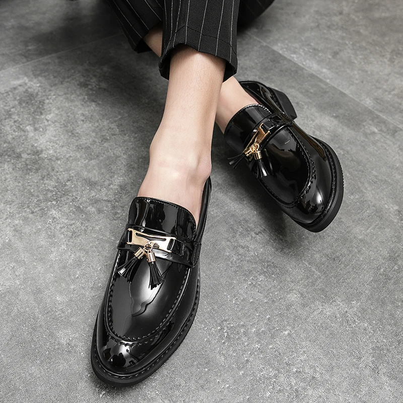 Men Tassel Loafers Mens Glossy loafers leather Man Shoes Leather Mocassin homme Calzado hombre Zapatos de hombre Men shoes