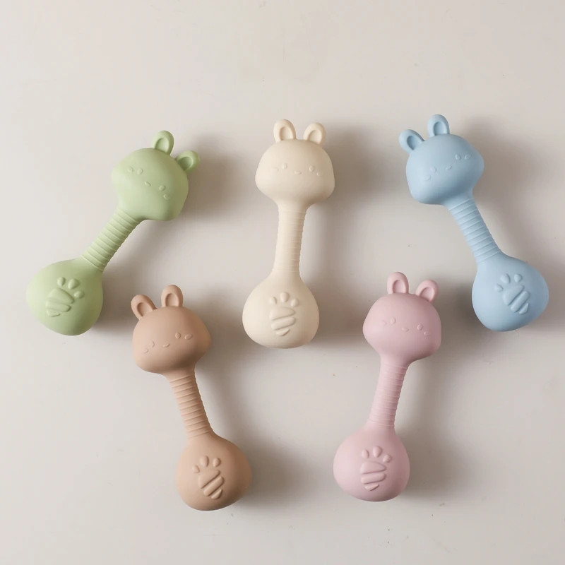 Погремушки для ребенка 0-3 месяцев, игрушки с героями мультфильмов, кролики, молоток для песка, силиконовые маракасы, детские силиконовые погремушки, игрушки-прорезыватели для ребенка