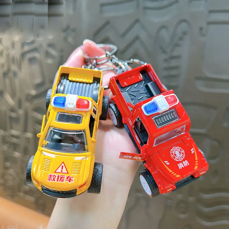 Creative Simulated Pickup SUV Pendant Keychain Cute Mini Fire Service Truck Children's Gift Key Ring for Couple Bag Accessories