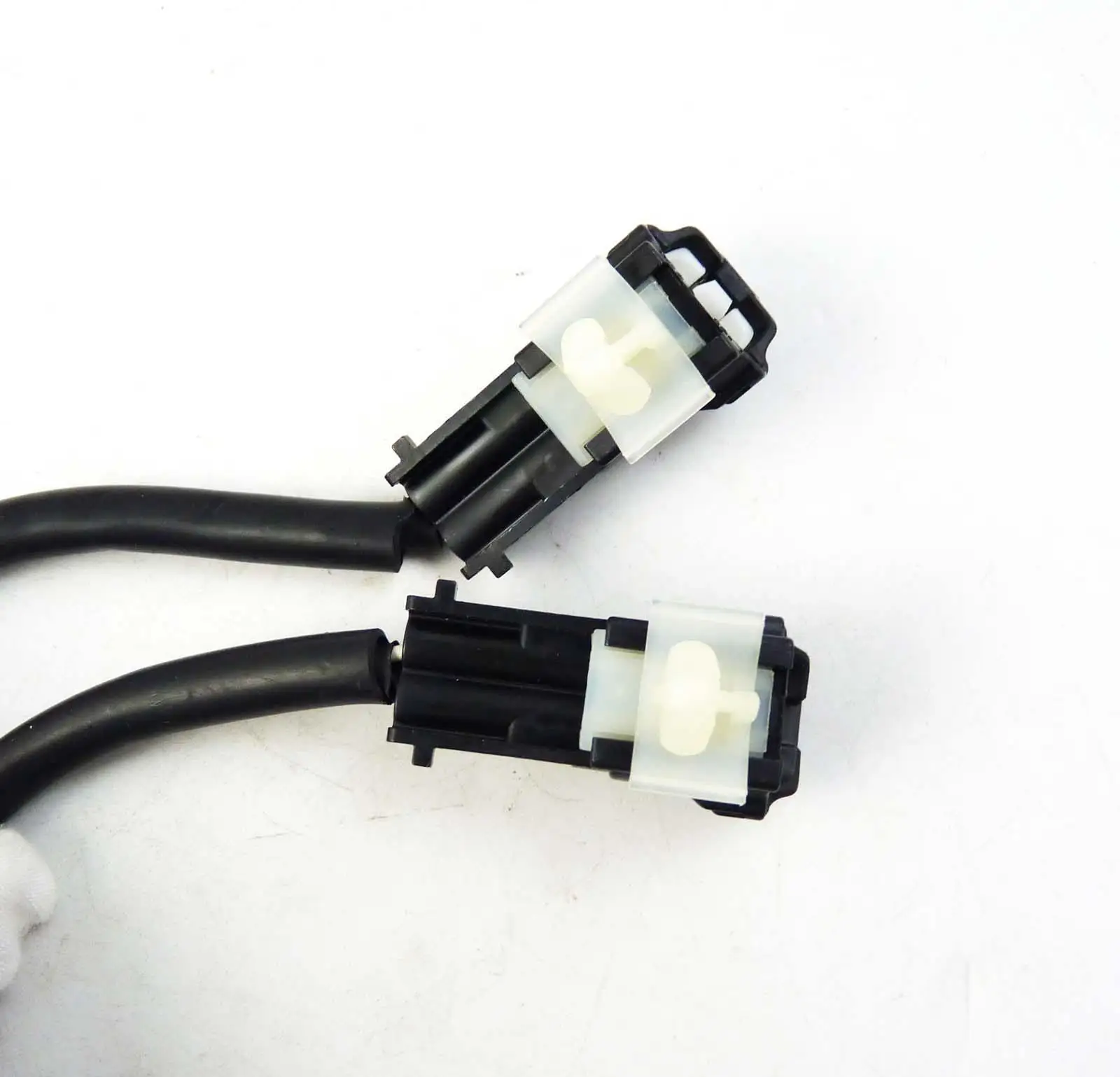 Brand new 2 ABS speed sensors, front left and right, suitable for 2006-2011 Hyundai Azera Sonata-