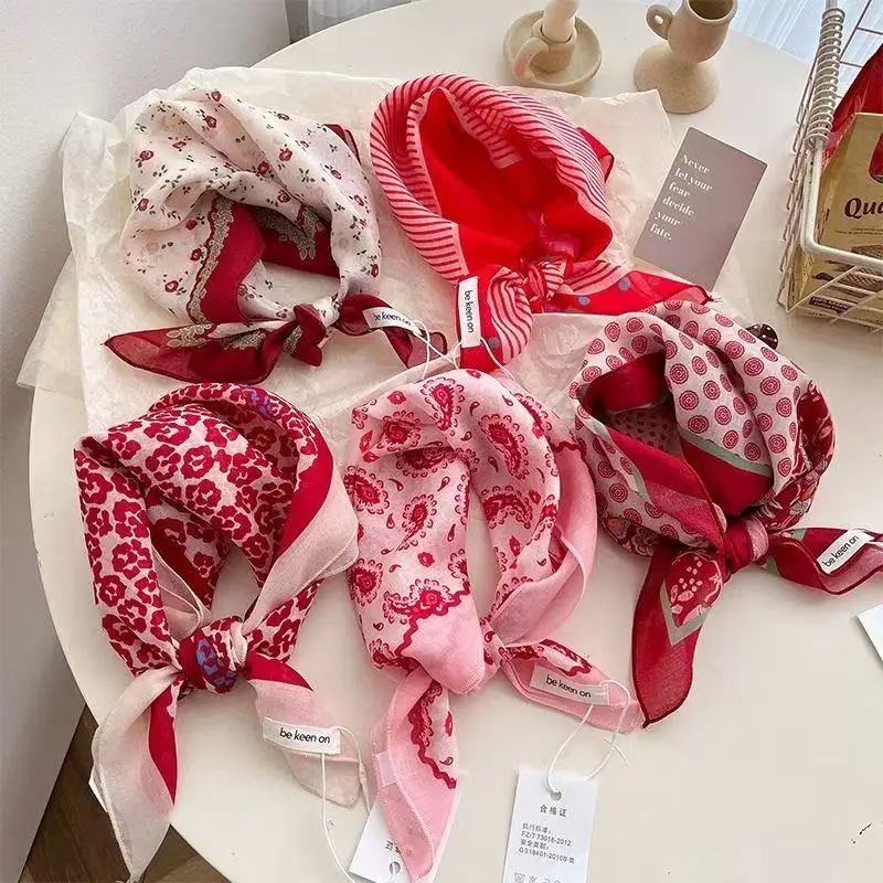 Fresh and Feminine Soft Artistic Decorative Silk Scarf Japanese Vintage Versatile Floral Cotton-Linen Square Handkerchief view 3