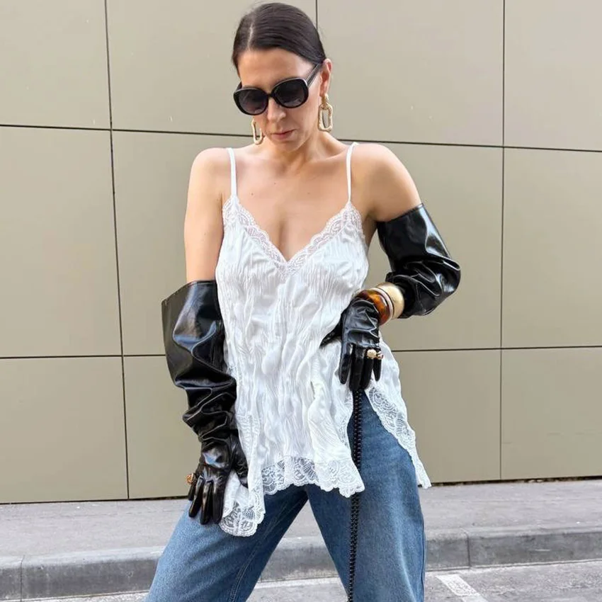 

Linad Sexy White Pleated Lace Camisole Street Chic Satin Spaghetti Strap Vest Women Casual Loose Sleeveless Silk Tops 2025 Lady