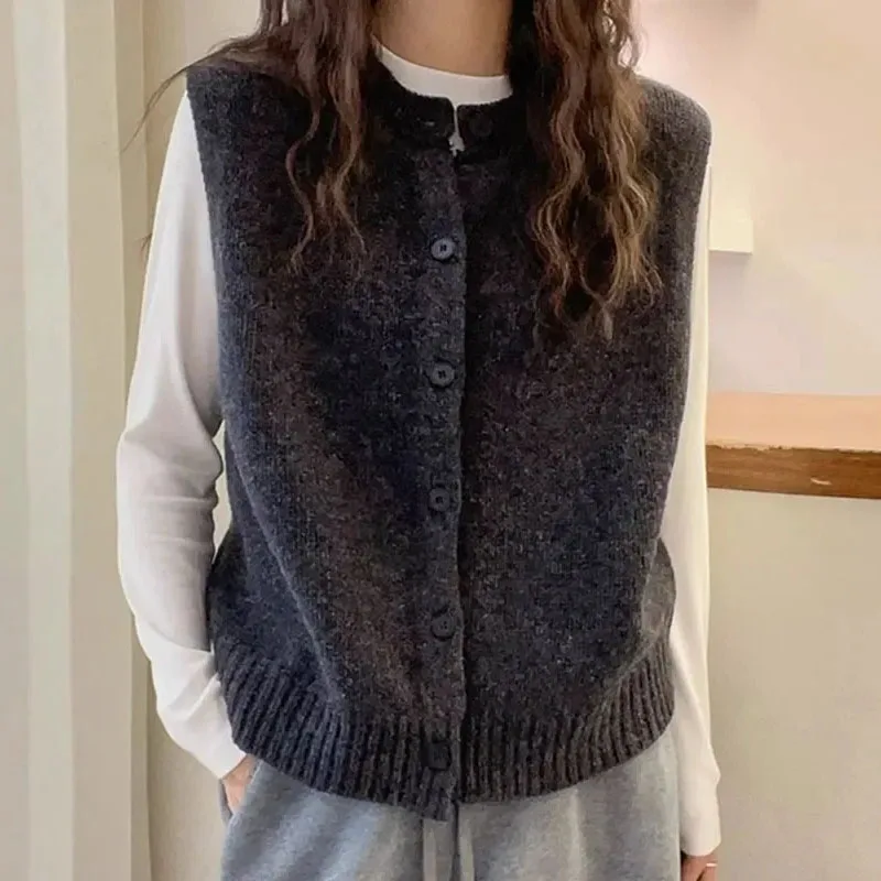 

Outerwears Fashion Black Sleeveless Knitted Women Sweater Vest O-Neck Knit Sweater Vest Women Tops Women Clothing Sweaters Q1078