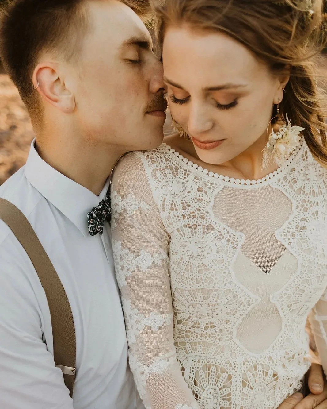 Xunbei-vestido de novia de encaje blanco marfil con Espalda descubierta, vestido de fiesta de novia, manga larga, línea A, Simple